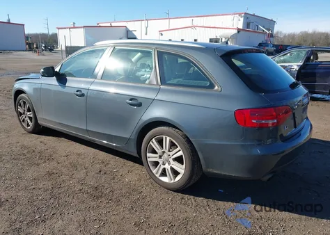 2010 Audi A4 2.0T Premium из США, поврежденный, VIN WAUSFAFL4AA129172